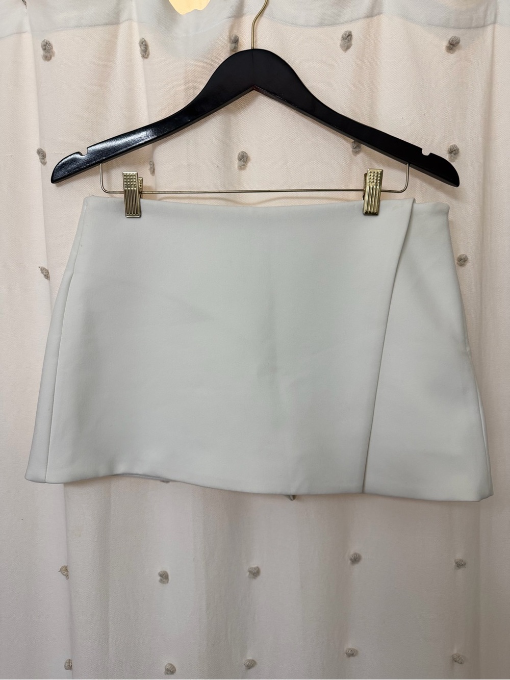Zara White Low Waisted Mini Skort